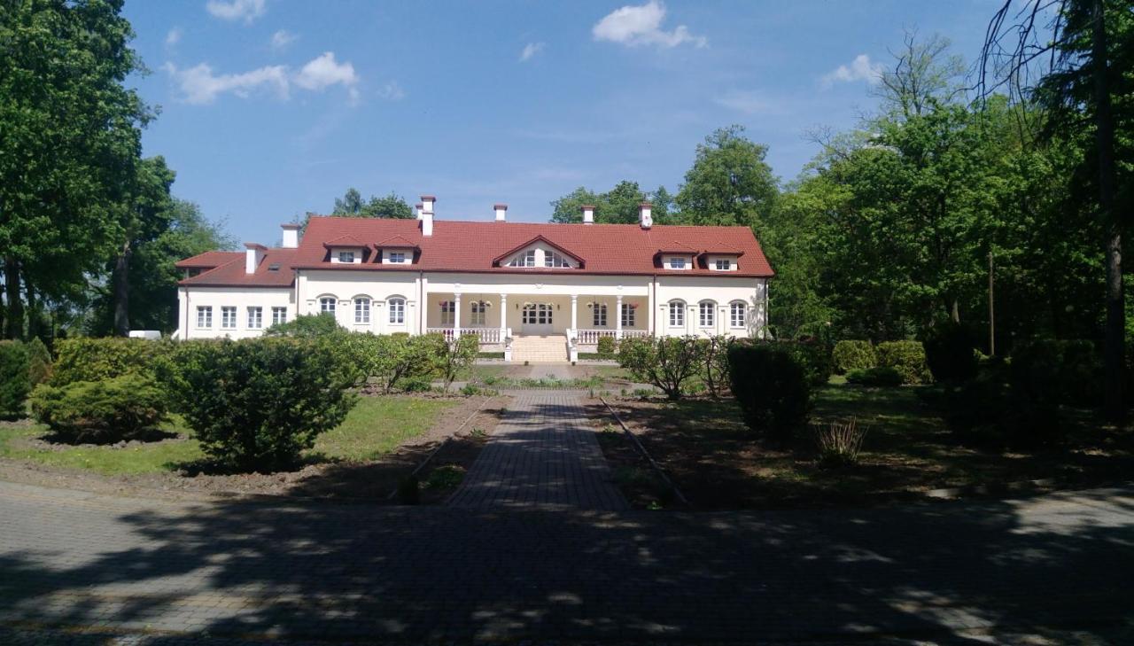 Dworek Wola Ociecka Luaran gambar